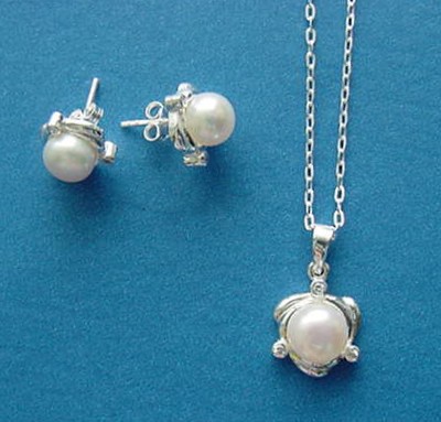 Bridesmaid Pearl Jewelry  on Pearl Necklace And Earrings Jewelry Set   Perfect For Wedding Gifts