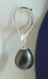 sterling silver black teardrop shell pearl leverback earring